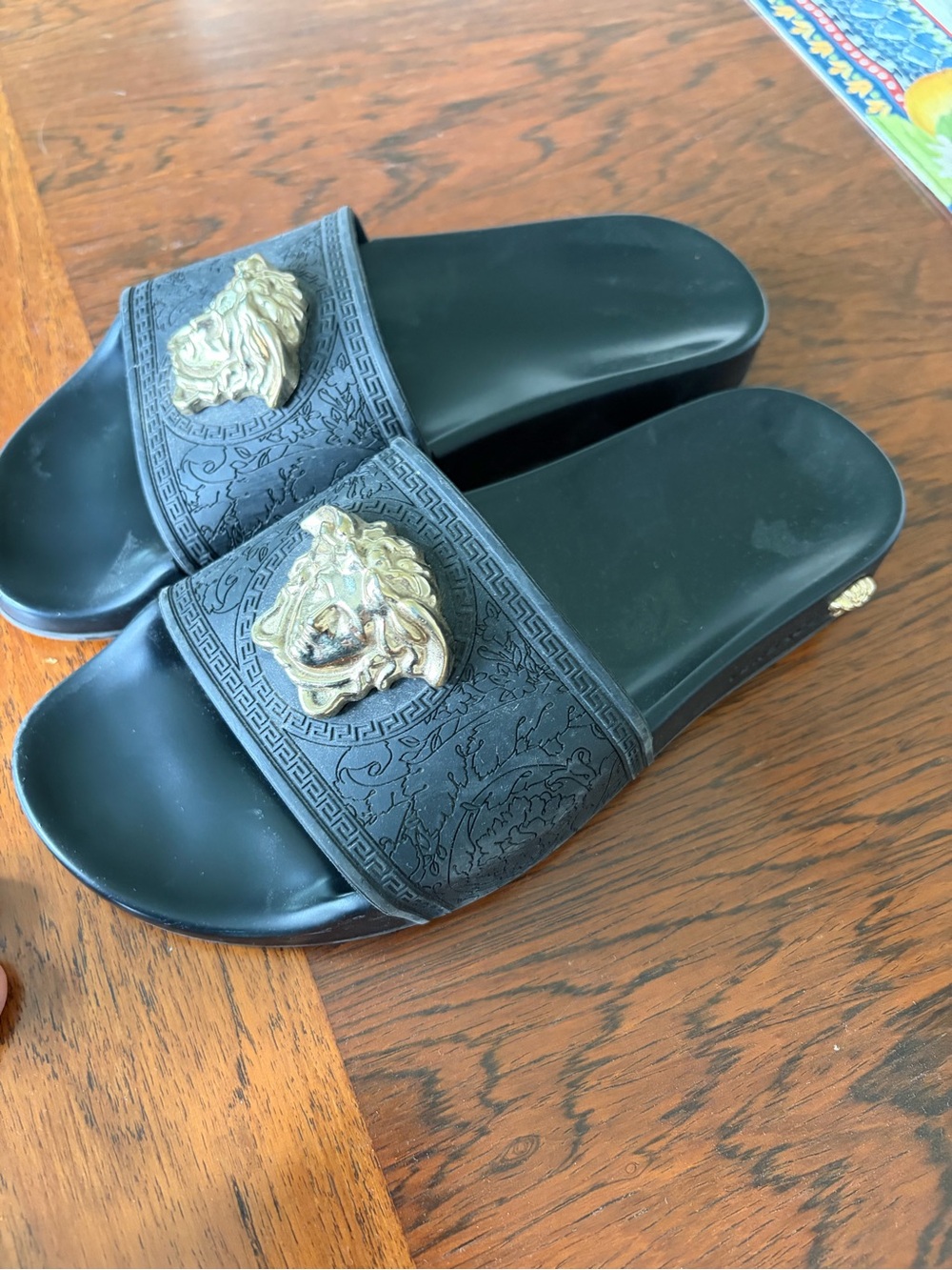 Versace designer Italian slides black Italian slides ladies size 8 resort wear - Picture 3 of 11